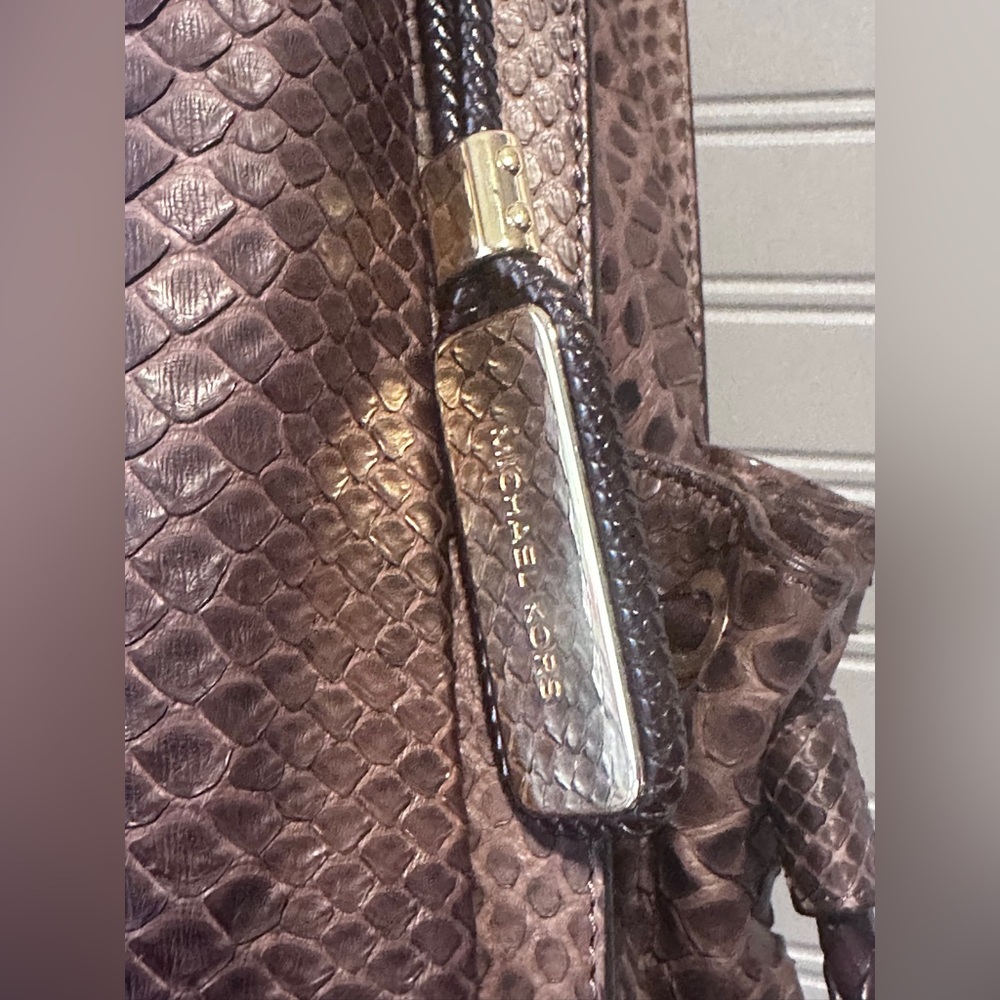 Michael Kors *RARE* Collection Python Skorpios Runway Line Hobo Bag MSRP:$2,795 - Picture 3 of 13